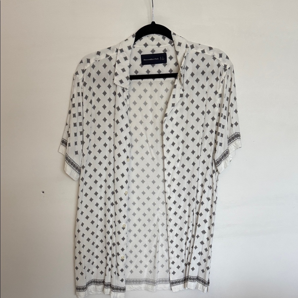 Abercrombie & Fitch White Shirt with Black Diamond Pattern